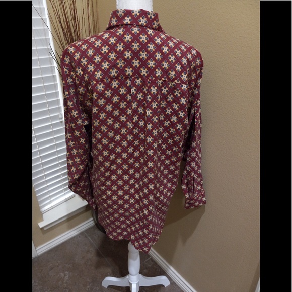 Silk Club 100% Silk Burgundy- Long Sleeve Button Down Printed Collar Shirt - Picture 2 of 5